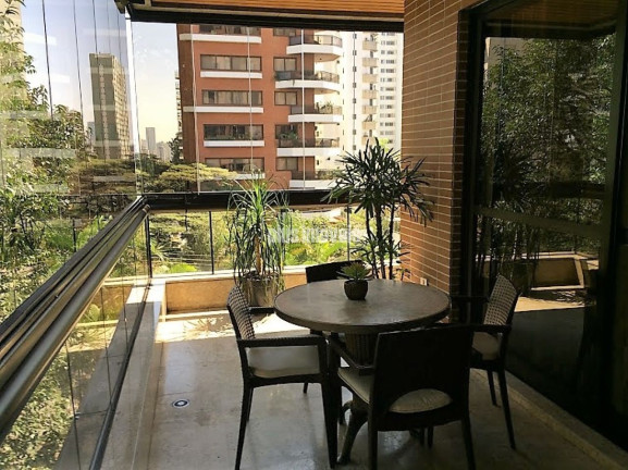 Imagem Apartamento com 4 Quartos à Venda, 275 m² em Campo Belo - São Paulo