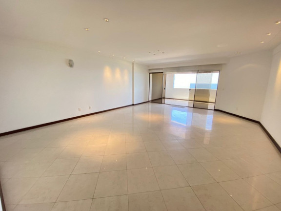 Imagem Imóvel com 4 Quartos à Venda, 267 m² em Rio Vermelho - Salvador Imagem Imóvel com 4 Quartos à Venda, 267 m² em Rio Vermelho - Salvador