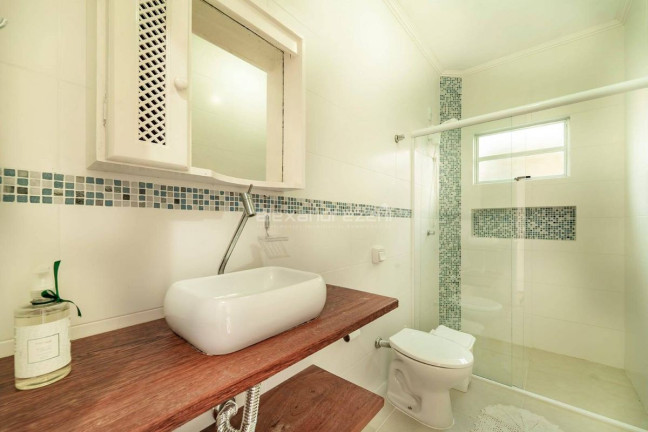 Imagem Casa com 2 Quartos à Venda, 110 m² em Bombas - Bombinhas Imagem Casa com 2 Quartos à Venda, 110 m² em Bombas - Bombinhas