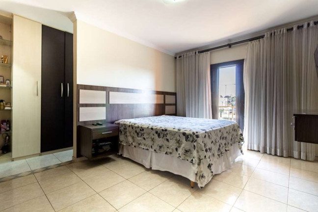 Imagem Casa com 4 Quartos à Venda, em Jardim Das Flores - Osasco Imagem Casa com 4 Quartos à Venda, em Jardim Das Flores - Osasco