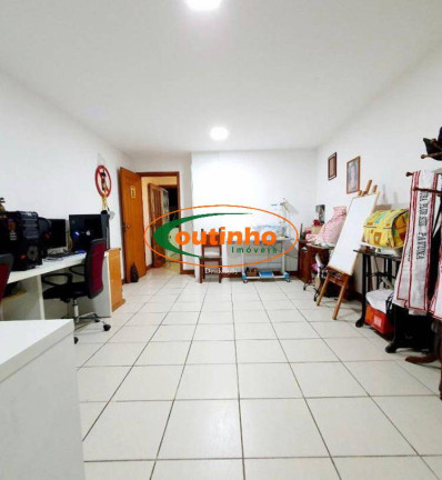Imagem Casa com 3 Quartos à Venda, 151 m² em Tijuca - Rio De Janeiro Imagem Casa com 3 Quartos à Venda, 151 m² em Tijuca - Rio De Janeiro