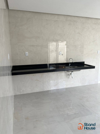Imagem Casa com 3 Quartos à Venda, 1 m² em Conceição - Feira De Santana