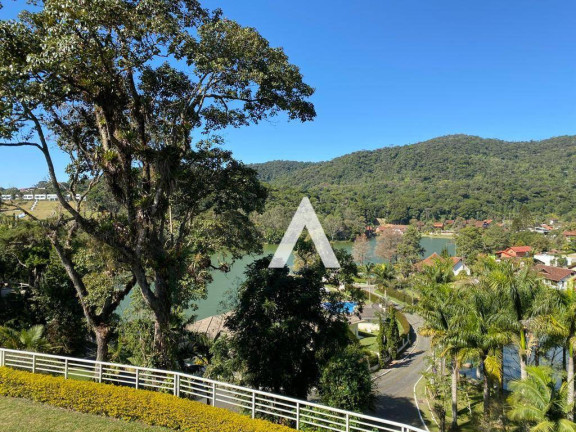 Imagem Casa com 4 Quartos à Venda, 650 m² em Comary - Teresópolis