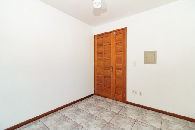 Imagem Imóvel com 3 Quartos à Venda, 214 m² em Passo Da Areia - Porto Alegre