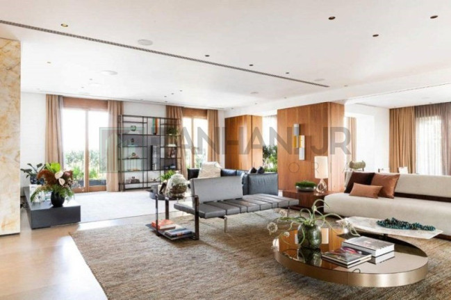 Imóvel com 5 Quartos à Venda, 820 m² em Jardim Paulistano - São Paulo
