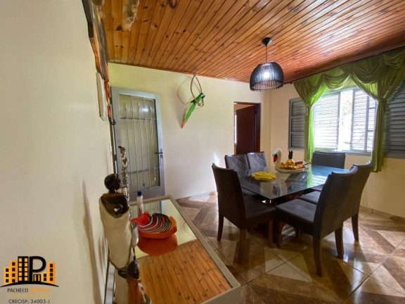 Imagem Imóvel com 4 Quartos à Venda, 490 m² em Bairro Dos Messias - Miracatu