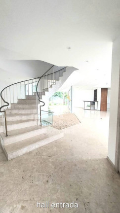 Imagem Casa de Condomínio com 4 Quartos à Venda, 780 m² em Alphaville - Barueri