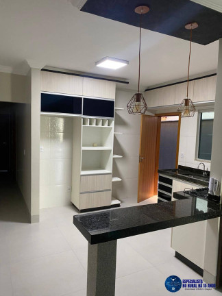 Casa com 3 Quartos à Venda, 240 m² em Moinho Dos Ventos - Goiânia