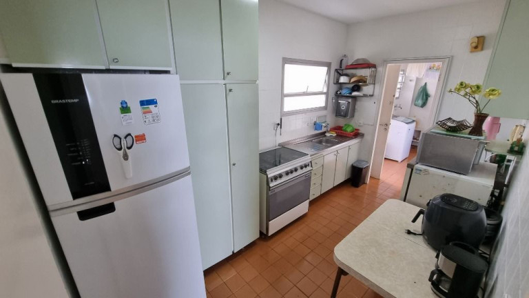 Imagem Apartamento com 3 Quartos à Venda, 140 m² em Pitangueiras - Guarujá