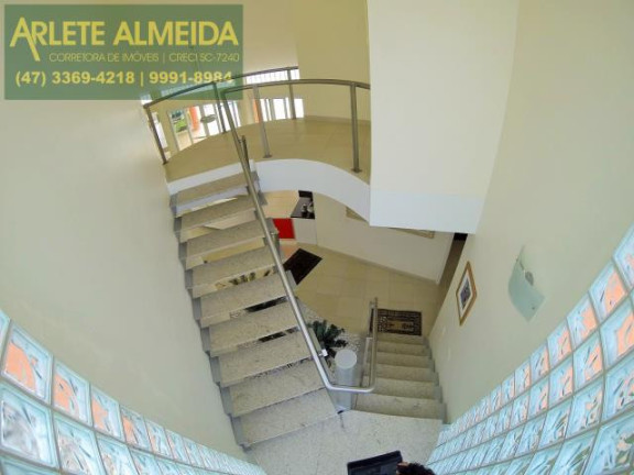 Imagem Casa com 5 Quartos à Venda, 12.000 m² em Araça - Porto Belo Imagem Casa com 5 Quartos à Venda, 12.000 m² em Araça - Porto Belo