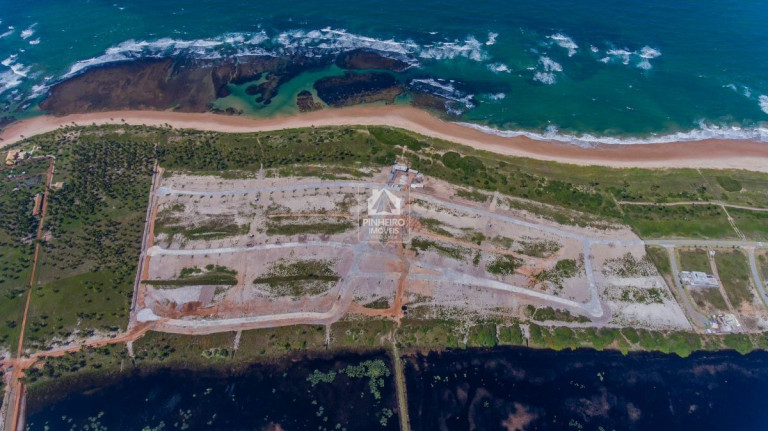 Imagem Terreno à Venda, em Guarajuba - Camaçari Imagem Terreno à Venda, em Guarajuba - Camaçari