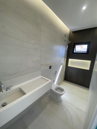 Casa com 4 Quartos à Venda, 235 m² em Condomínio Residencial Belas Artes - Anápolis