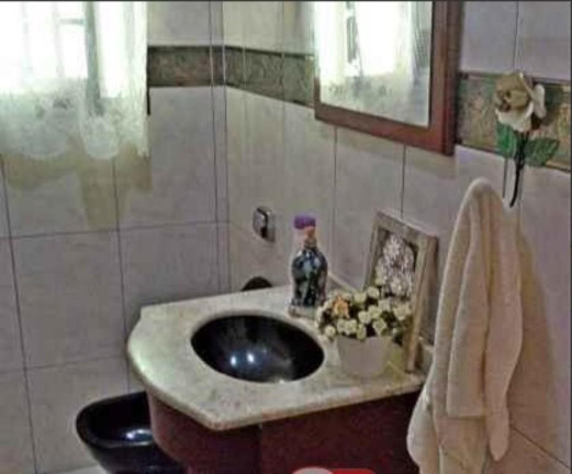 Imagem Sobrado com 3 Quartos à Venda, 285 m² em Ermelino Matarazzo - São Paulo