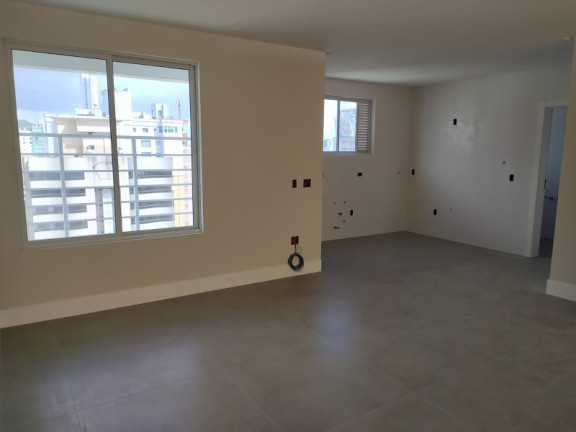 Imagem Apartamento com 3 Quartos à Venda, 135 m² em Centro - Balneário Camboriú Imagem Apartamento com 3 Quartos à Venda, 135 m² em Centro - Balneário Camboriú