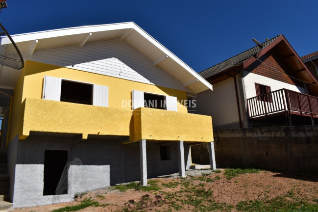 Imagem Casa com 2 Quartos à Venda, 75 m² em Região Da Vila Nova Suíça - Campos Do Jordão Imagem Casa com 2 Quartos à Venda, 75 m² em Região Da Vila Nova Suíça - Campos Do Jordão