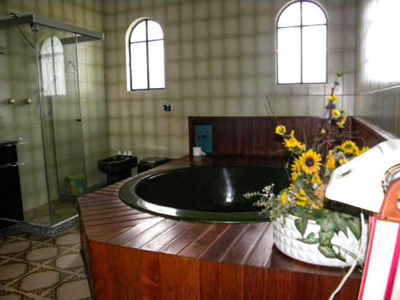 Imagem Casa com 7 Quartos à Venda, 120 m² em Itaipava - Petrópolis