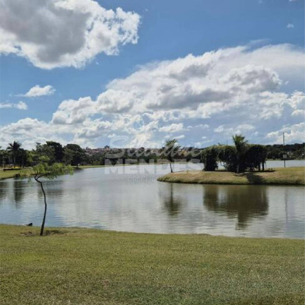 Imagem Casa com 3 Quartos à Venda, 250 m² em Ibiti Royal Park - Sorocaba Imagem Casa com 3 Quartos à Venda, 250 m² em Ibiti Royal Park - Sorocaba