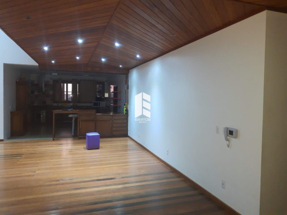 Imagem Casa com 5 Quartos à Venda, 571 m² em Dom Antônio Reis - Santa Maria