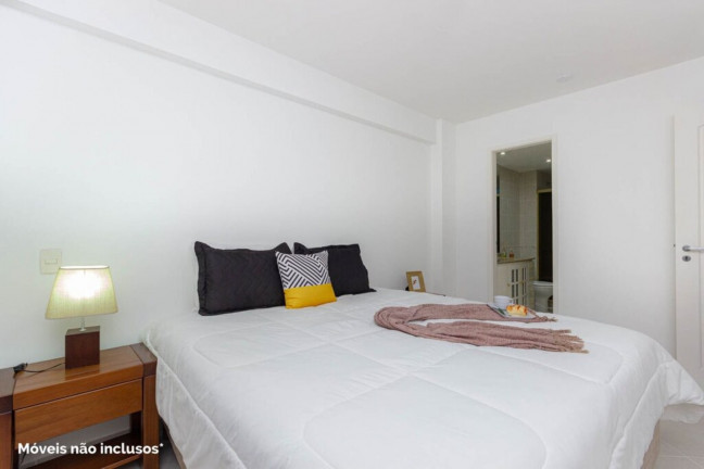 Imagem Imóvel com 2 Quartos à Venda, 99 m² em Copacabana - Rio De Janeiro Imagem Imóvel com 2 Quartos à Venda, 99 m² em Copacabana - Rio De Janeiro