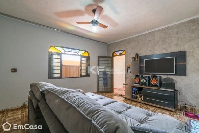 Imagem Casa com 2 Quartos à Venda, 224 m² em Vila Tibério - Ribeirão Preto Imagem Casa com 2 Quartos à Venda, 224 m² em Vila Tibério - Ribeirão Preto