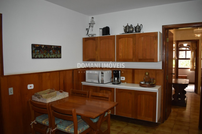 Imagem Imóvel com 3 Quartos à Venda, 132 m² em Região De Capivari - Campos Do Jordão Imagem Imóvel com 3 Quartos à Venda, 132 m² em Região De Capivari - Campos Do Jordão