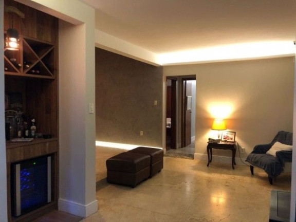 Imagem Casa com 4 Quartos à Venda, 250 m² em Estrada Do Coco - Lauro De Freitas Imagem Casa com 4 Quartos à Venda, 250 m² em Estrada Do Coco - Lauro De Freitas