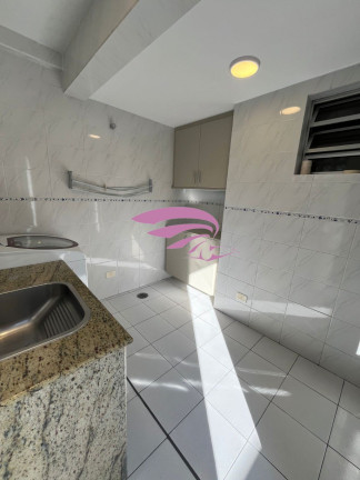 Imagem Casa com 3 Quartos à Venda, 120 m² em Alto Boqueirão - Curitiba