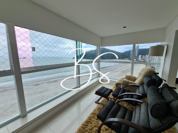 Imagem Apartamento com 2 Quartos à Venda, 168 m² em Centro - Balneário Camboriú