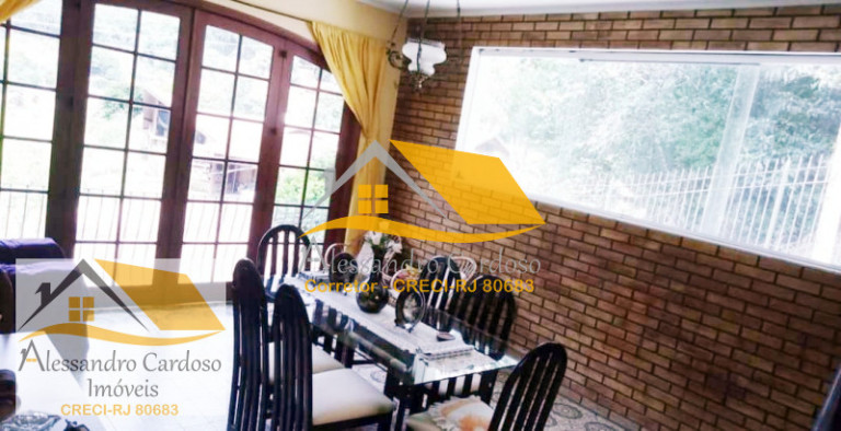 Imagem Casa com 3 Quartos à Venda, 250 m² em Parque São Clemente - Nova Friburgo