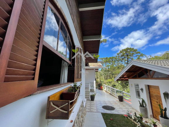 Imagem Casa com 5 Quartos à Venda, 566 m² em Jardim Embaixador - Campos Do Jordão Imagem Casa com 5 Quartos à Venda, 566 m² em Jardim Embaixador - Campos Do Jordão