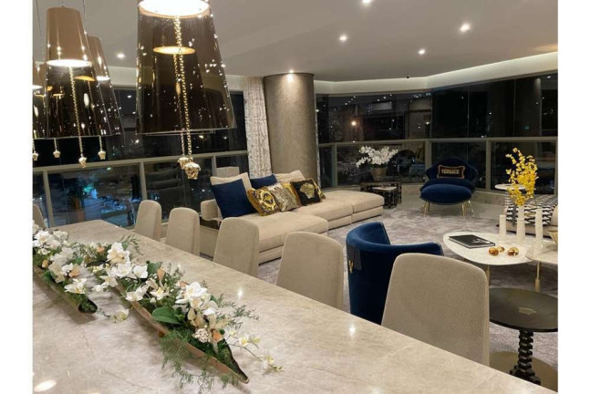 Apartamento com 3 Quartos à Venda, 150 m² em Moema - São Paulo