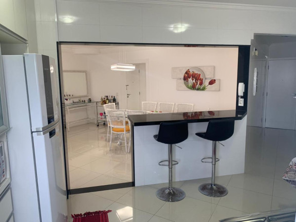 Imagem Apartamento com 4 Quartos à Venda, 136 m² em Pitangueiras - Guarujá