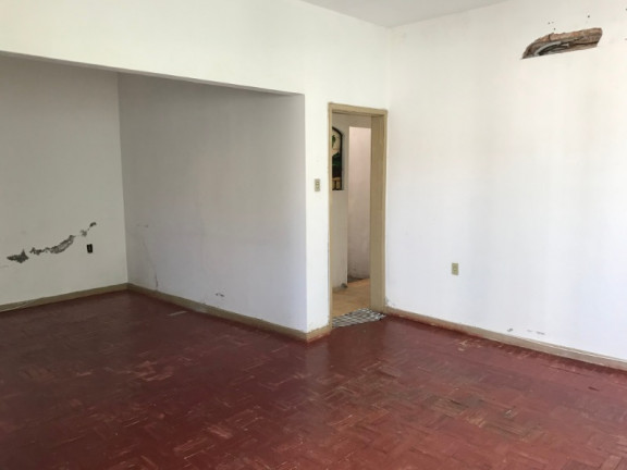 Imagem Casa com 5 Quartos à Venda, 240 m² em Vila Ipiranga - Porto Alegre Imagem Casa com 5 Quartos à Venda, 240 m² em Vila Ipiranga - Porto Alegre