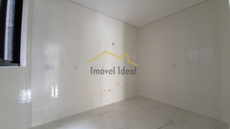 Imagem Casa com 3 Quartos à Venda, 126 m² em Uberaba - Curitiba Imagem Casa com 3 Quartos à Venda, 126 m² em Uberaba - Curitiba