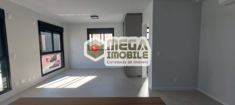 Imagem Apartamento com 1 Quarto à Venda, 28 m² em Centro - Florianópolis