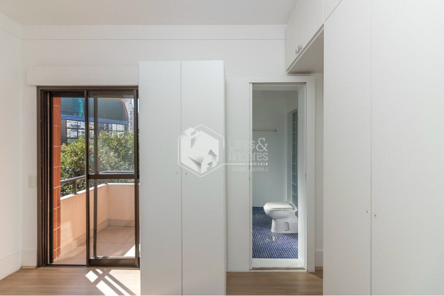 Imagem Apartamento com 2 Quartos à Venda, 127 m² em Moema - São Paulo