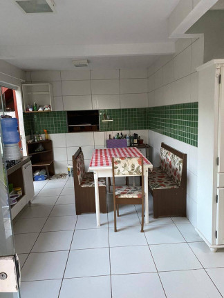 Imagem Casa com 5 Quartos à Venda, em Campeche - Florianópolis Imagem Casa com 5 Quartos à Venda, em Campeche - Florianópolis