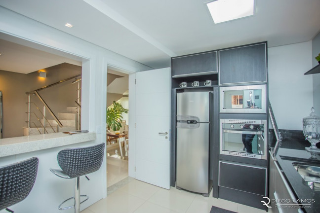 Imagem Casa de Condomínio com 3 Quartos à Venda, 195 m² em Morro Santana - Porto Alegre