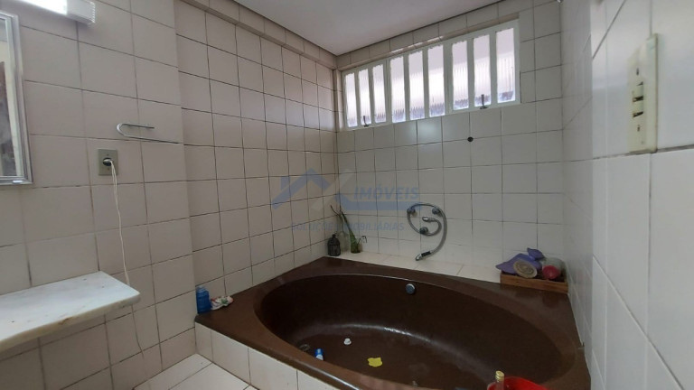 Imagem Sobrado com 3 Quartos à Venda, 325 m² em Vila Assunção - Porto Alegre