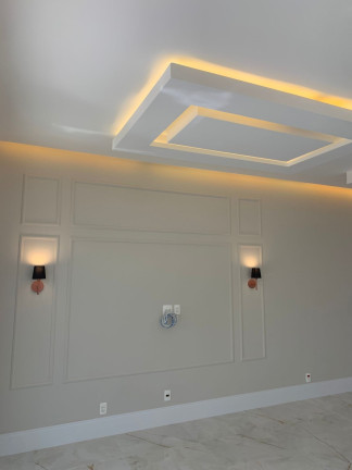 Imagem Casa com 3 Quartos à Venda, 210 m² Imagem Casa com 3 Quartos à Venda, 210 m²