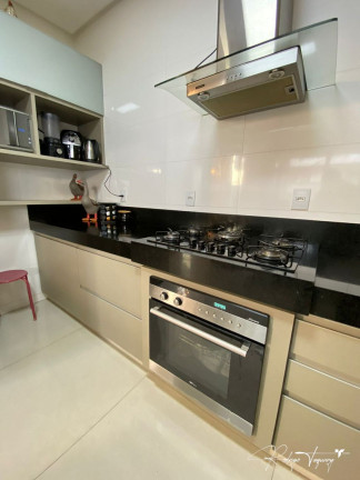 Imagem Casa de Condomínio com 4 Quartos à Venda, 193 m² em Jardins Lisboa - Goiânia Imagem Casa de Condomínio com 4 Quartos à Venda, 193 m² em Jardins Lisboa - Goiânia