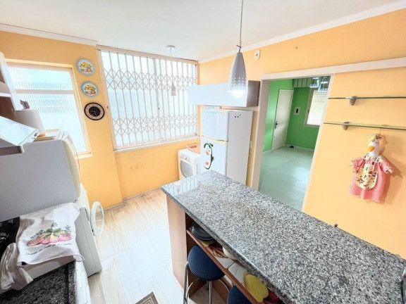 Imagem Imóvel com 2 Quartos à Venda, 63 m² em Cavalhada - Porto Alegre