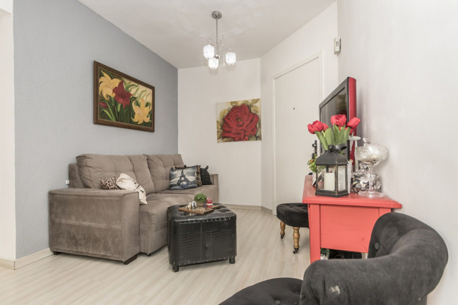 Imagem Imóvel com 2 Quartos à Venda, 57 m² em Vila Nova - Porto Alegre Imagem Imóvel com 2 Quartos à Venda, 57 m² em Vila Nova - Porto Alegre