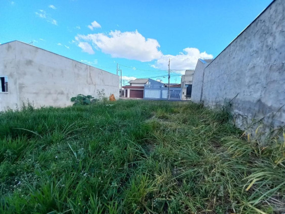 Terreno à Venda, 250 m² em Centro - Getulina