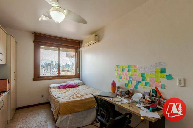 Imagem Apartamento com 3 Quartos à Venda, 158 m² em Rio Branco - Porto Alegre