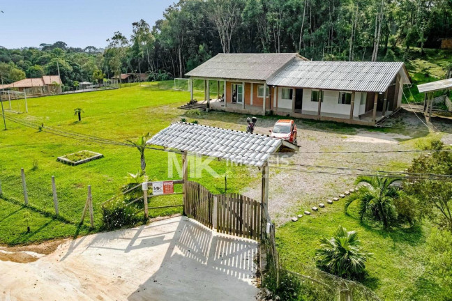 Imagem Chácara com 3 Quartos à Venda, 300 m² em Santa Helena 3 - Piraquara Imagem Chácara com 3 Quartos à Venda, 300 m² em Santa Helena 3 - Piraquara