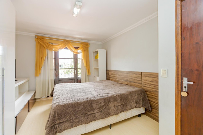 Imagem Sobrado com 3 Quartos à Venda, 114 m² em Guaira - Curitiba