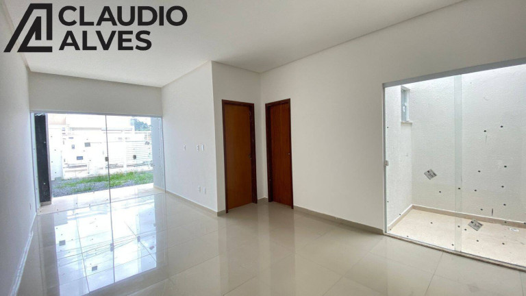 Imagem Casa com 2 Quartos à Venda, 75 m² em Parque Ipê - Feira De Santana