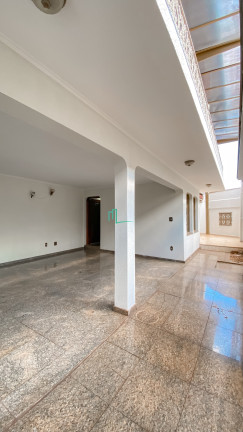 Imagem Casa com 3 Quartos à Venda, em Centro - Franca Imagem Casa com 3 Quartos à Venda, em Centro - Franca