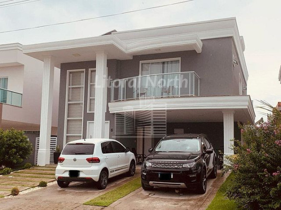 Casa de Condomínio com 4 Quartos à Venda, 340 m² em Santa Regina - Camboriú